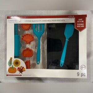 Celebrate it Thanksgiving Cookie Baking Kit 9pc.